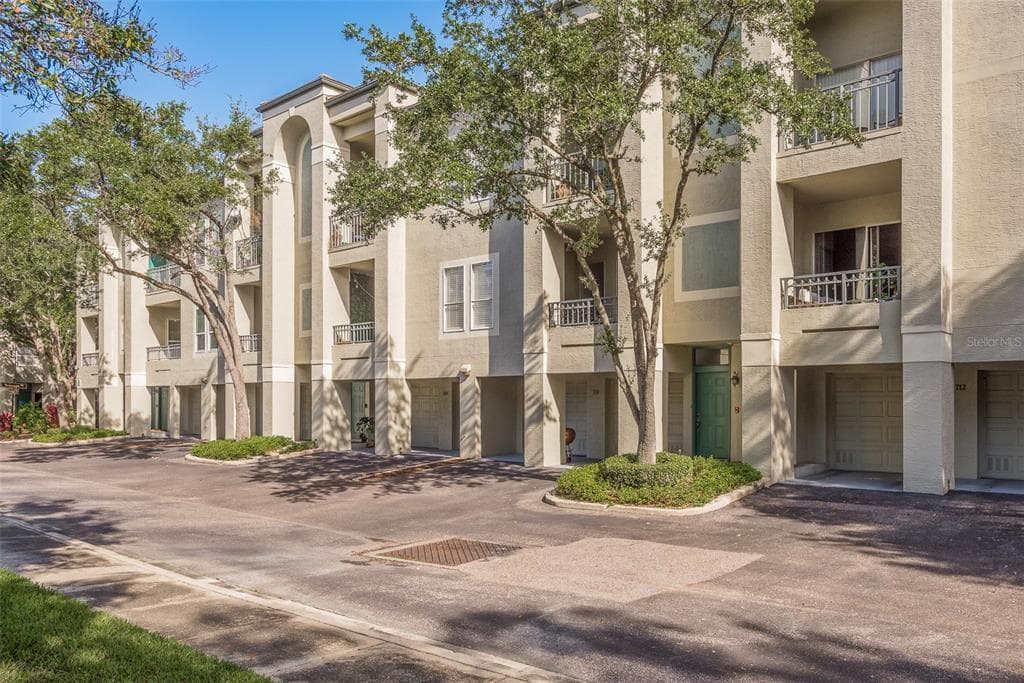 710 PROMENADE PLACE UNIT 710 TAMPA, FL 33602