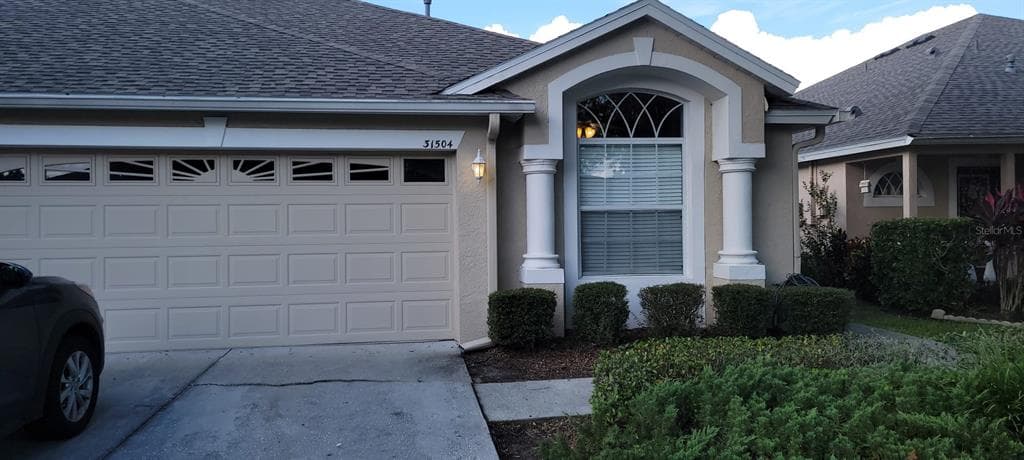 31504 SHAKER CIRCLE WESLEY CHAPEL, FL 33543