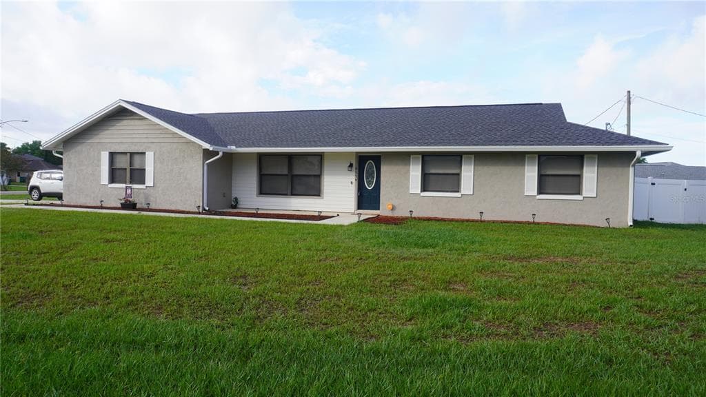 953 N ATMORE CIRCLE DELTONA, FL 32725