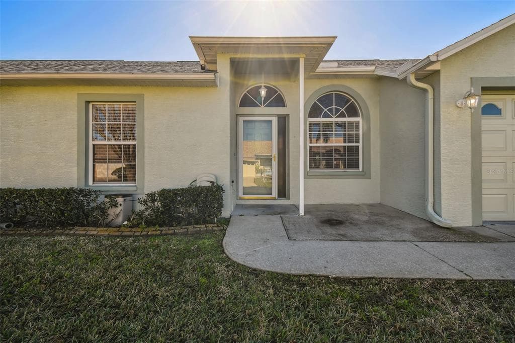 9242 ESTRELLA COURT NEW PORT RICHEY, FL 34655