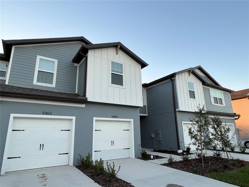 5469 ELMVIEW CROSSING WESLEY CHAPEL, FL 33545