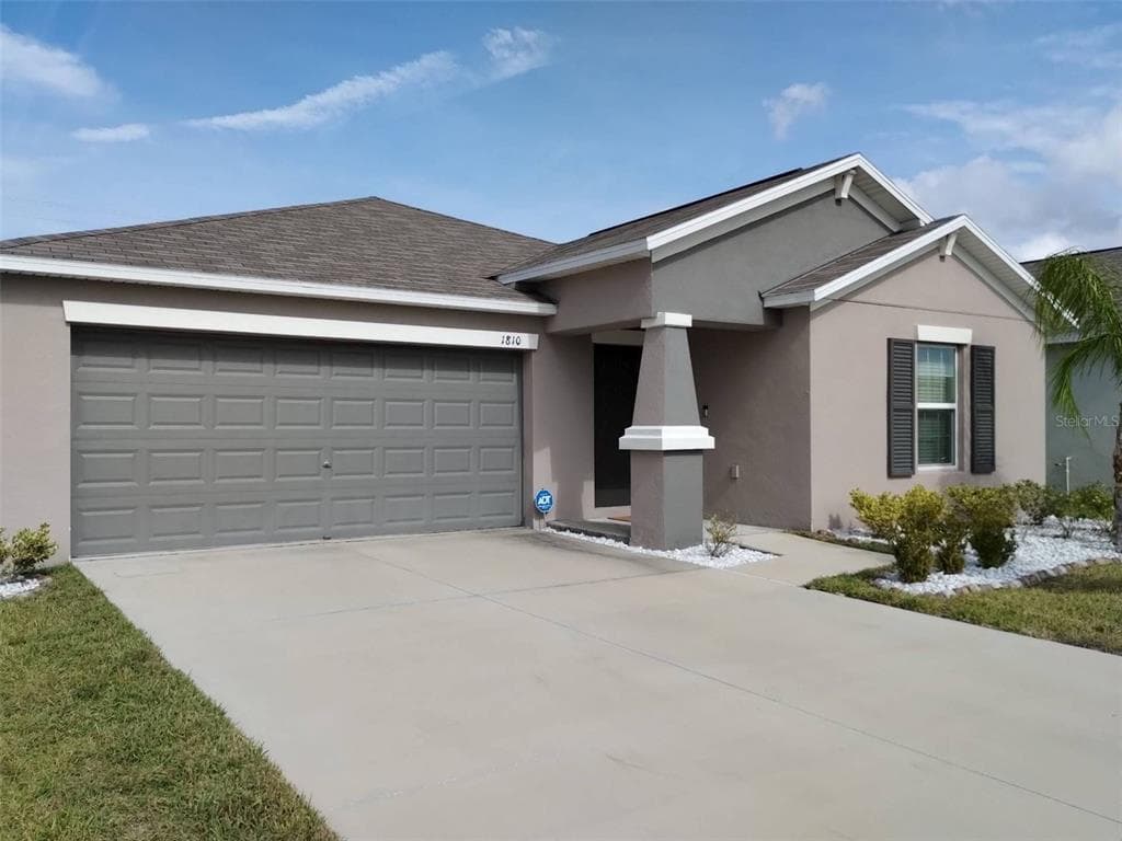 1810 BROAD WINGED HAWK DRIVE RUSKIN, FL 33570