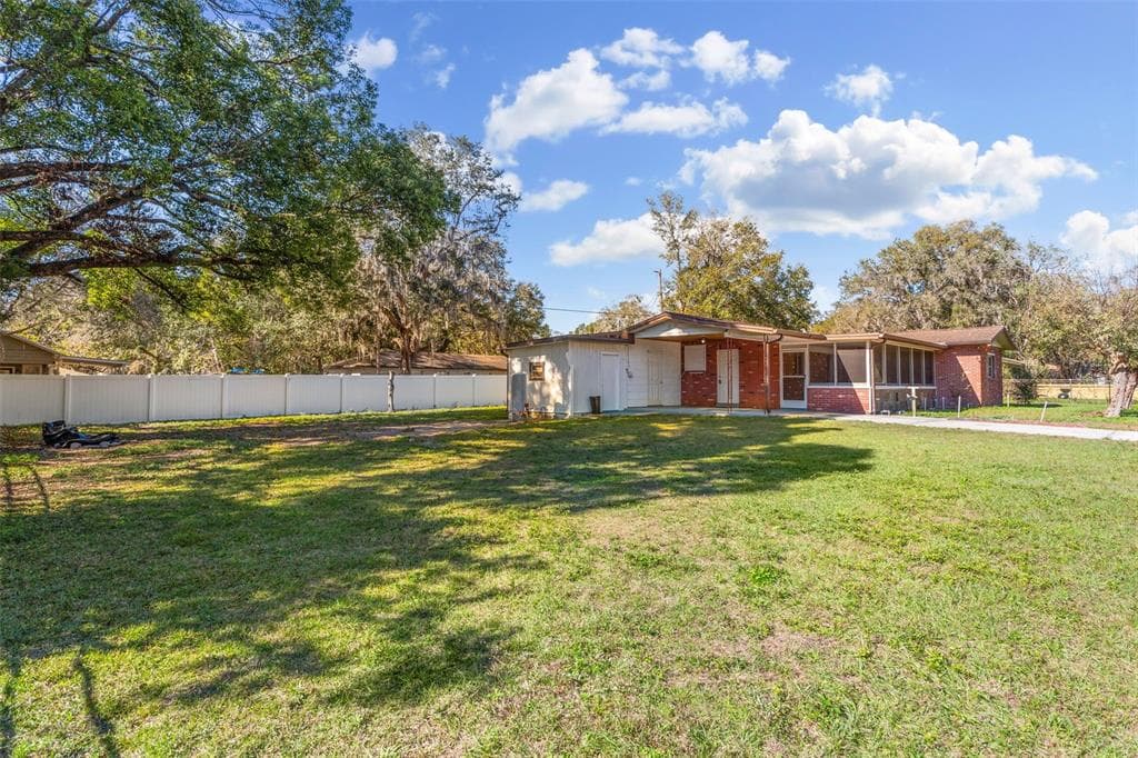 5310 PINE STREET SEFFNER, FL 33584