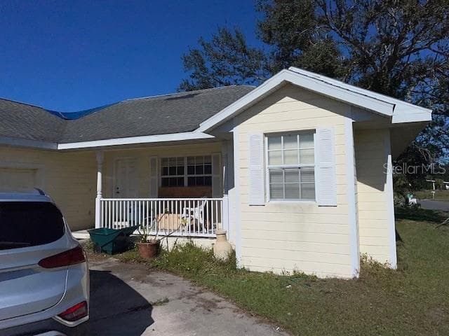 220 PALMETTO CIRCLE NE PORT CHARLOTTE, FL 33952