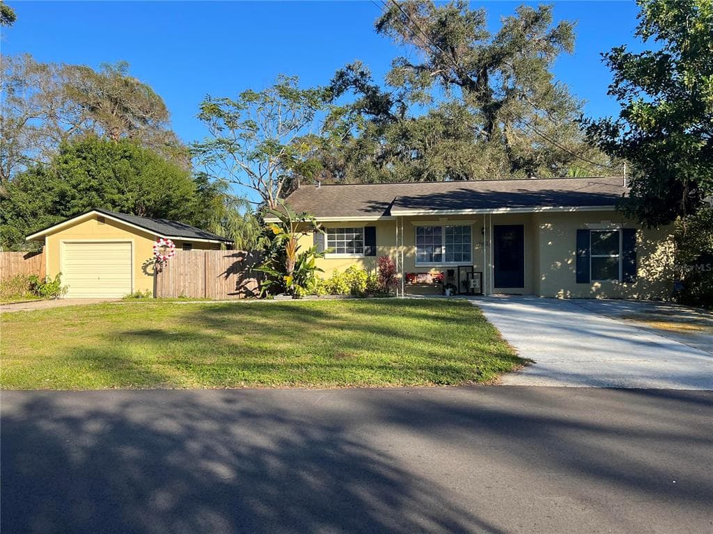 7861 54TH STREET N PINELLAS PARK, FL 33781