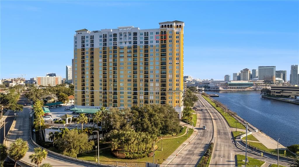 345 BAYSHORE BOULEVARD UNIT P11 TAMPA, FL 33606