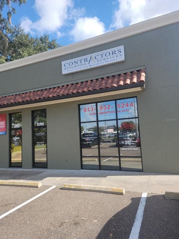 13795 N NEBRASKA AVENUE UNIT 1 TAMPA, FL 33613