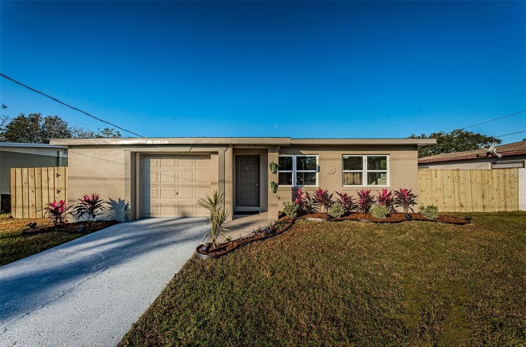 7620 47TH STREET N PINELLAS PARK, FL 33781