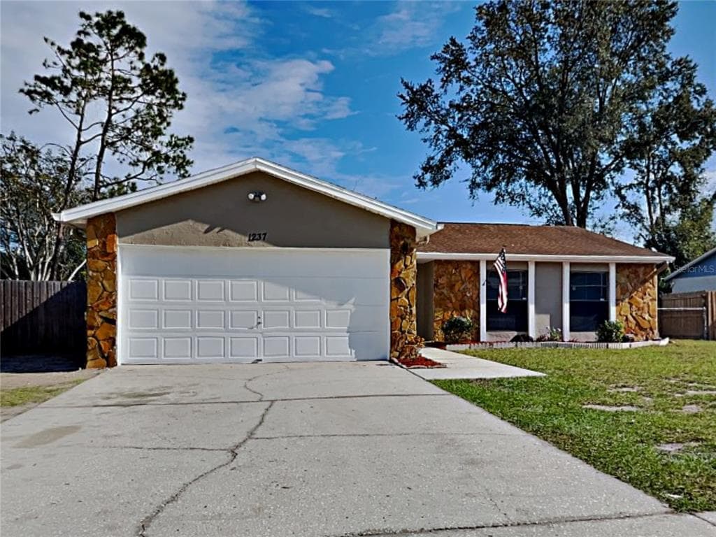 1237 EDGERTON DRIVE VALRICO, FL 33594