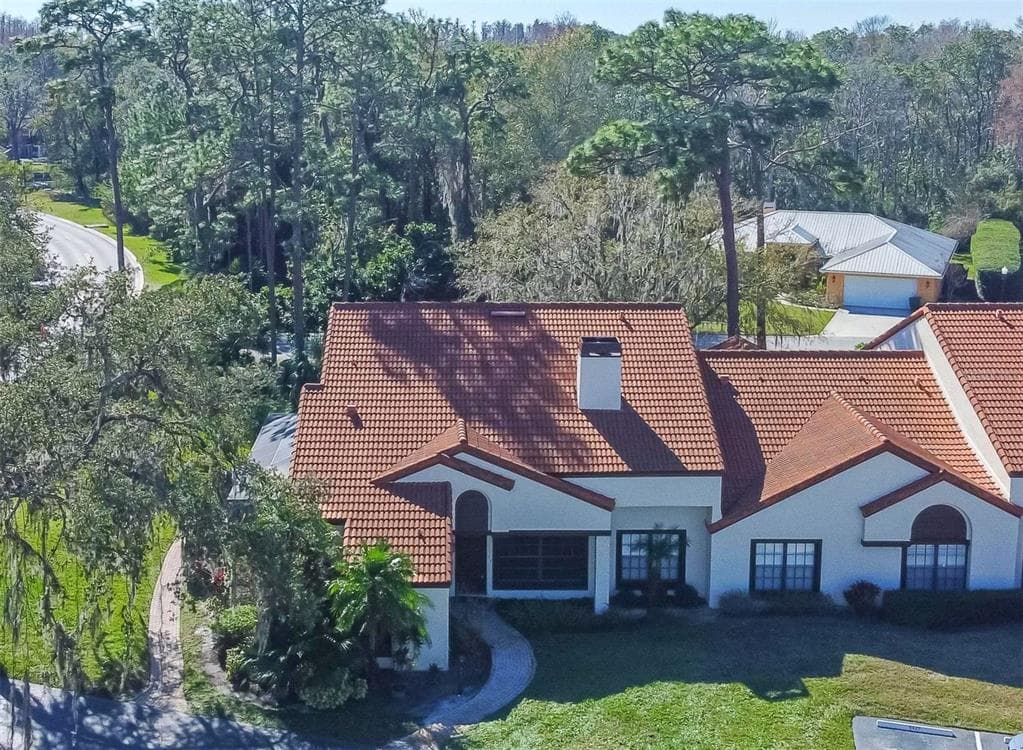 5427 VILLA D'ESTE COURT WESLEY CHAPEL, FL 33543
