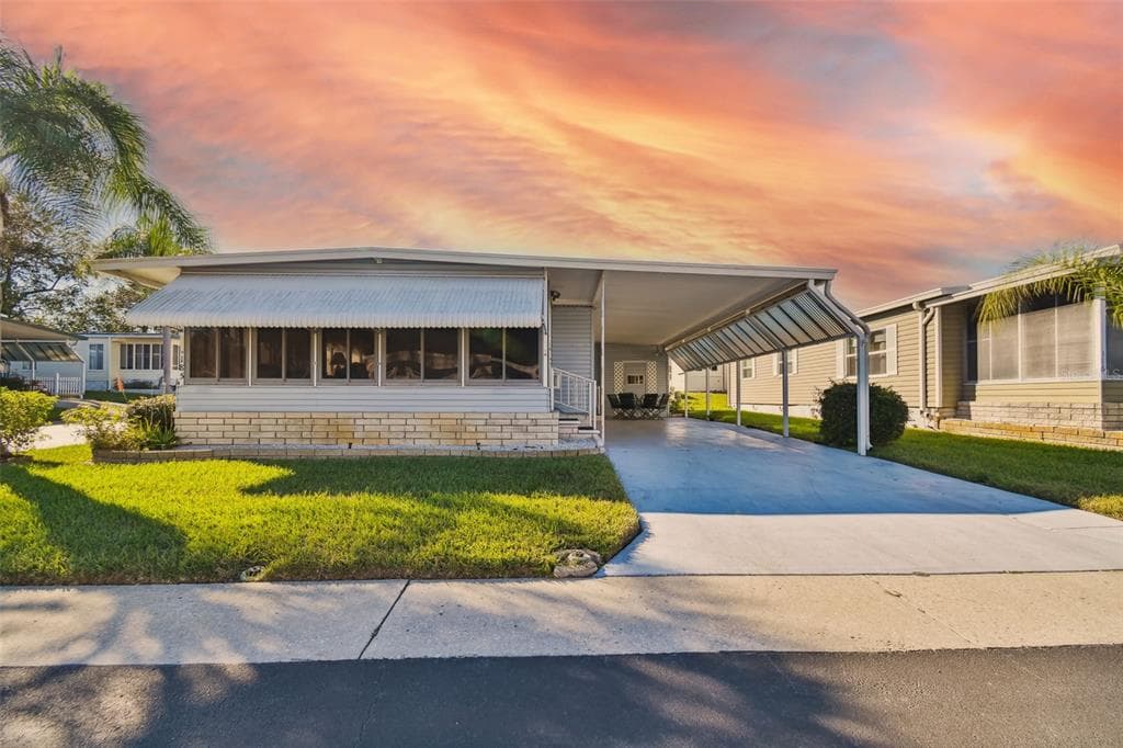 39820 US HIGHWAY 19 N UNIT 185 TARPON SPRINGS, FL 34689