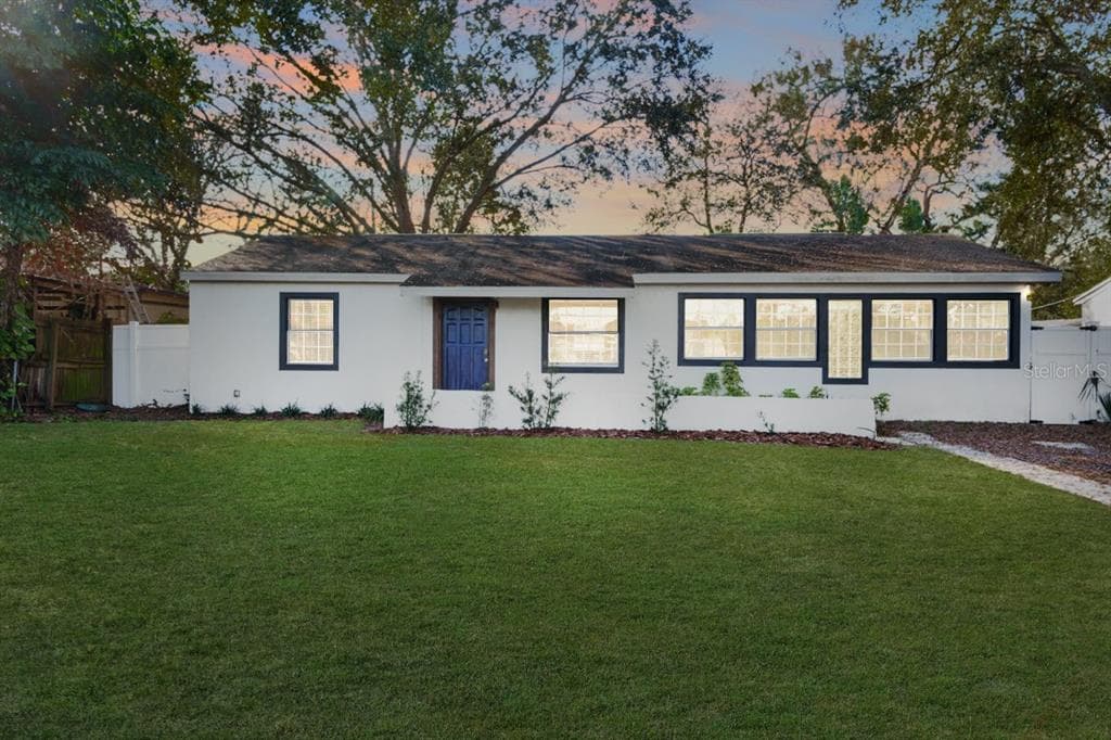 4204 W BAY VISTA AVENUE TAMPA, FL 33611