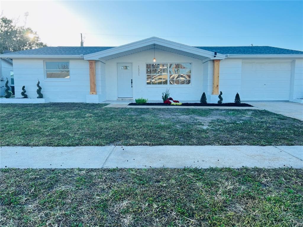 1551 COCKLESHELL DRIVE HOLIDAY, FL 34690
