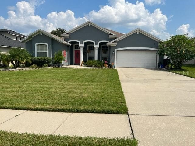 607 HERITAGE PARK COURT