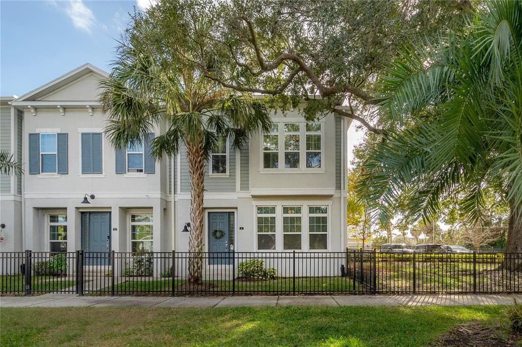 115 N ARRAWANA AVENUE UNIT 13 TAMPA, FL 33609