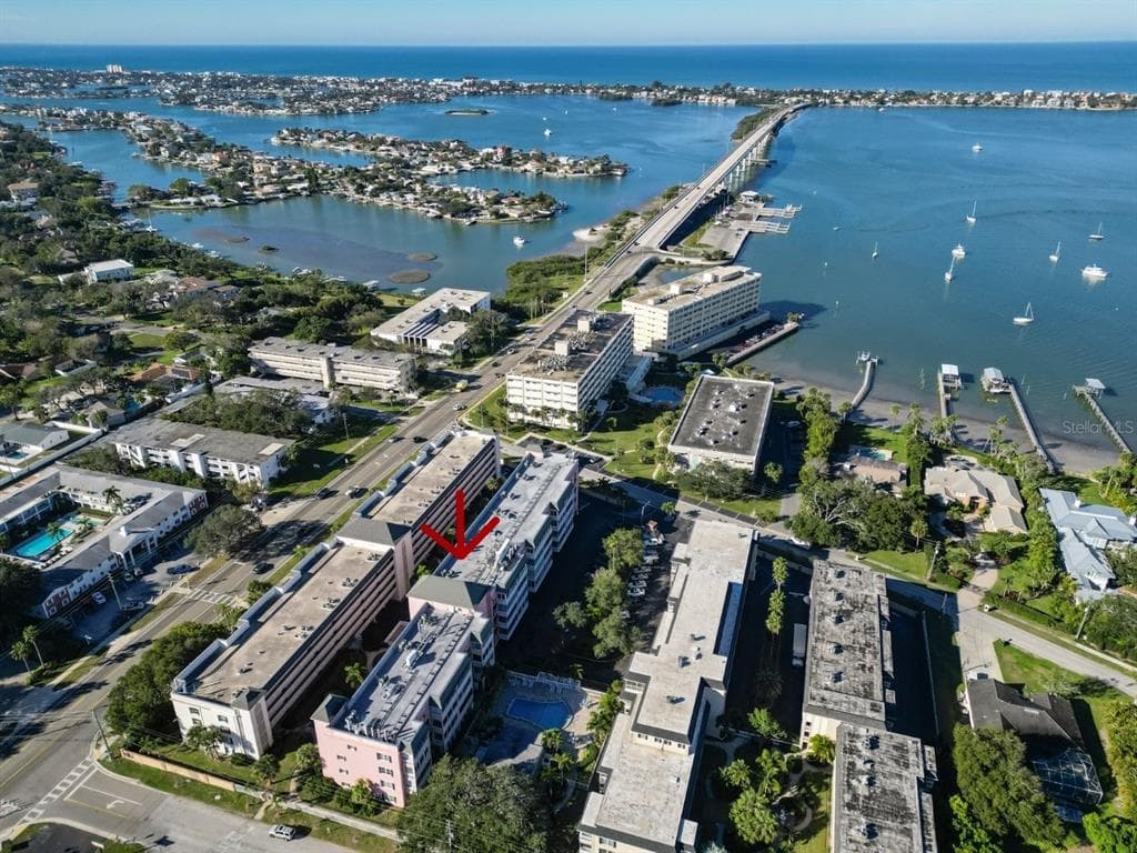 139 BLUFF VIEW DRIVE UNIT 105 BELLEAIR BLUFFS, FL 33770
