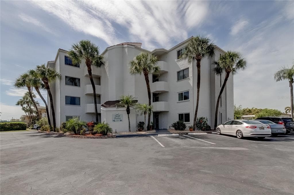 298 SKIFF POINT UNIT 302