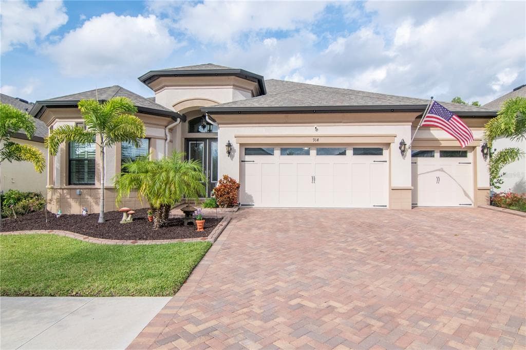 914 GRAND CRESTA AVENUE BRANDON, FL 33511