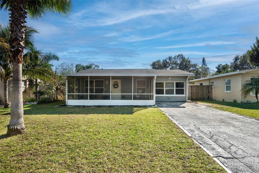 3122 35TH AVENUE N ST PETERSBURG, FL 33713