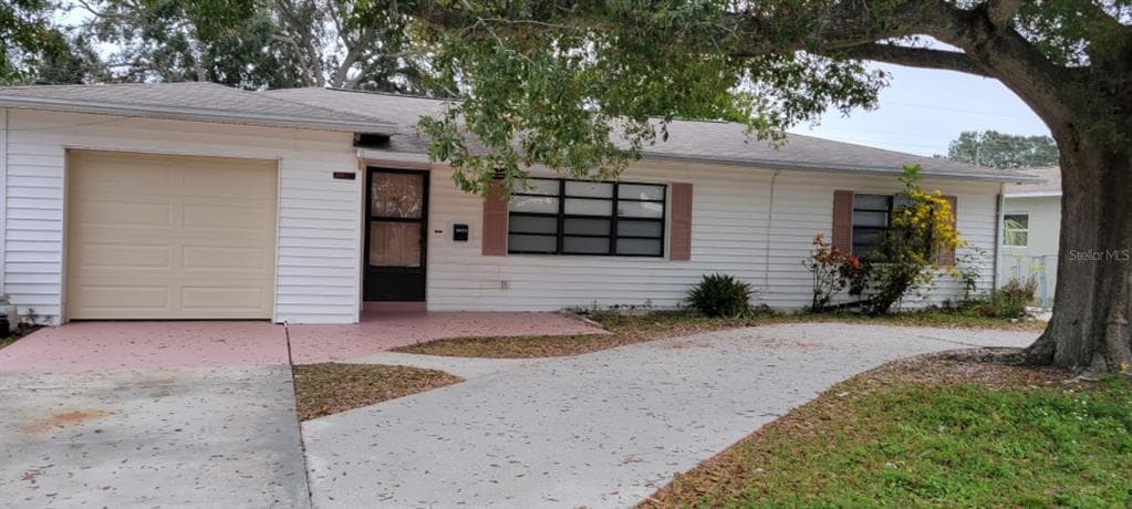 5851 16TH STREET N ST PETERSBURG, FL 33703