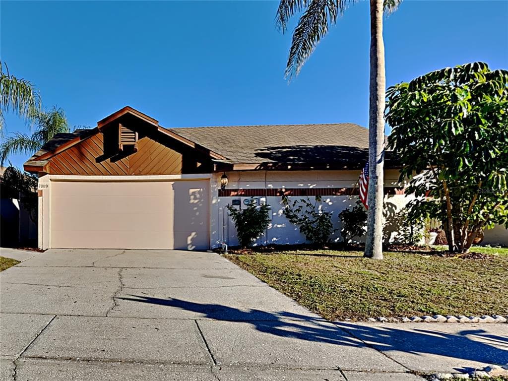 7009 SILVERMILL DRIVE TAMPA, FL 33635