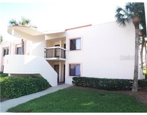 5532 LA PUERTA DEL SOL BOULEVARD UNIT 138 ST PETERSBURG, FL 33715
