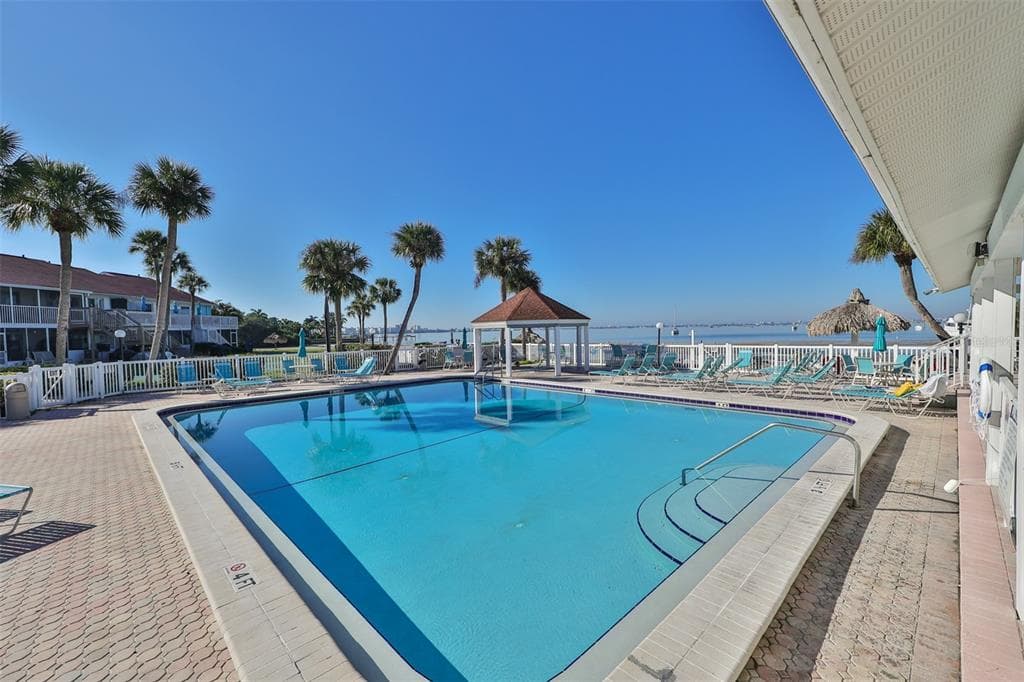 3650 41ST WAY S UNIT L ST PETERSBURG, FL 33711