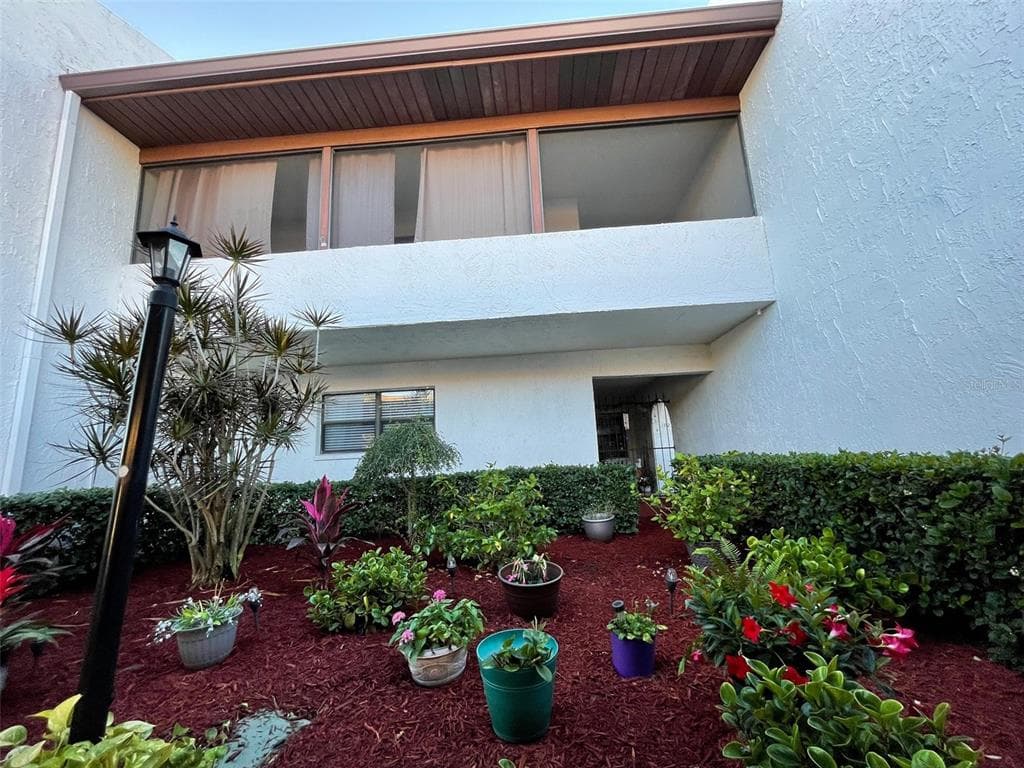 7614 RADCLIFFE CIRCLE UNIT 202 PORT RICHEY, FL 34668