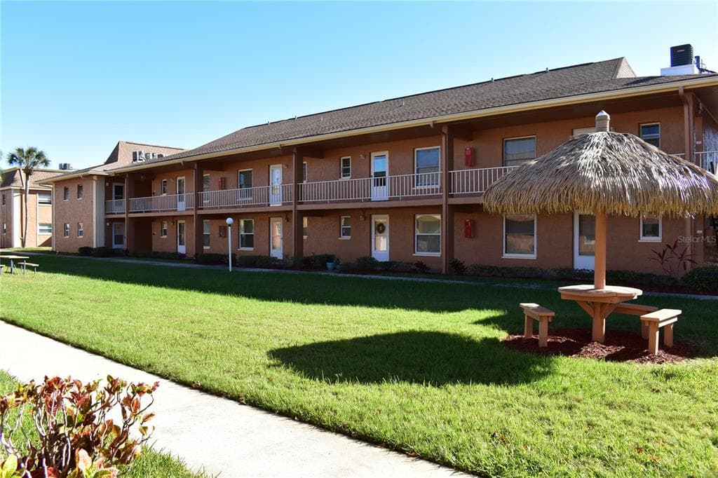12760 INDIAN ROCKS ROAD UNIT 809 LARGO, FL 33774