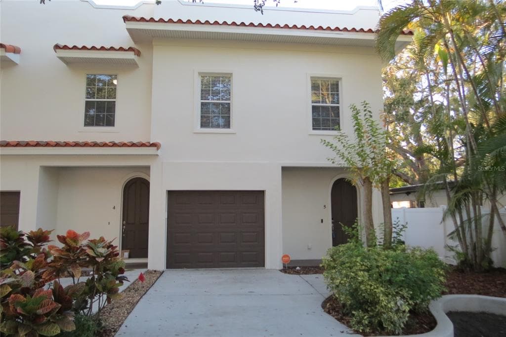 603 S GOMEZ AVENUE UNIT 5 TAMPA, FL 33609