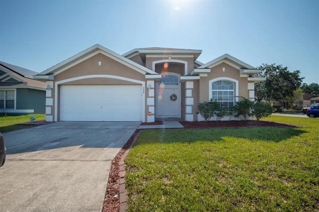 264 LAUREL RIDGE PASS DAVENPORT, FL 33897