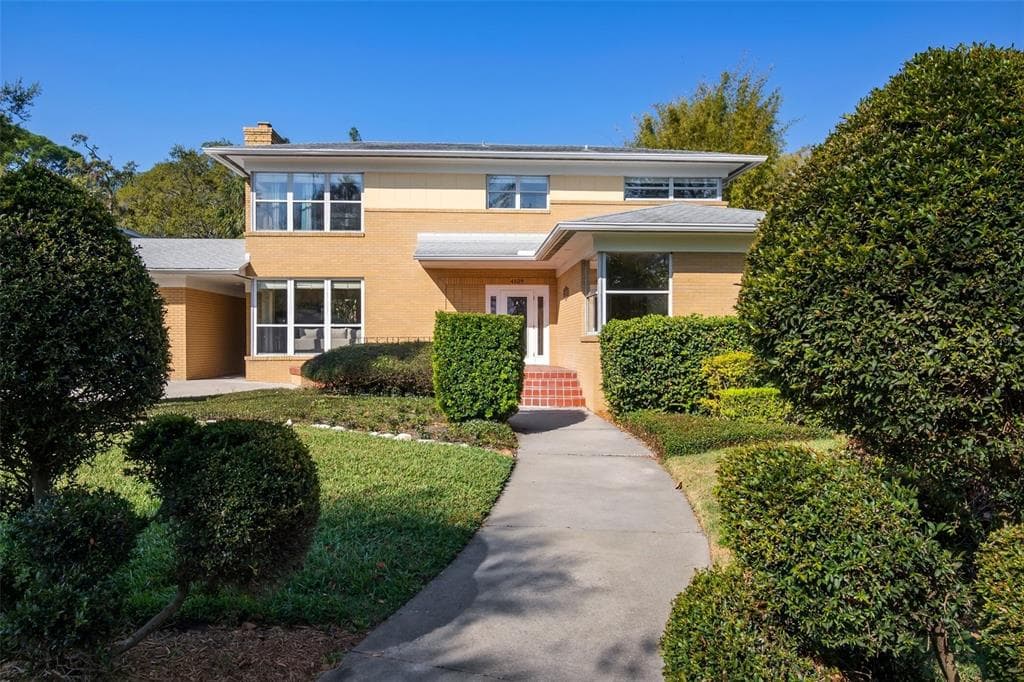 4529 HENDERSON BOULEVARD TAMPA, FL 33629