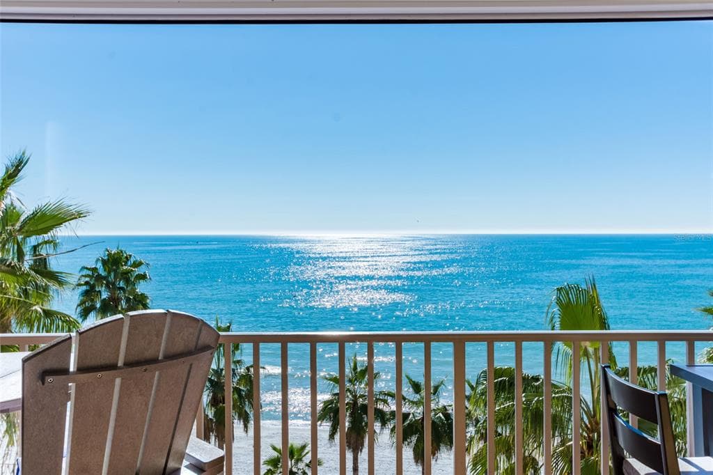 16500 GULF BOULEVARD UNIT 552 NORTH REDINGTON BEACH, FL 33708