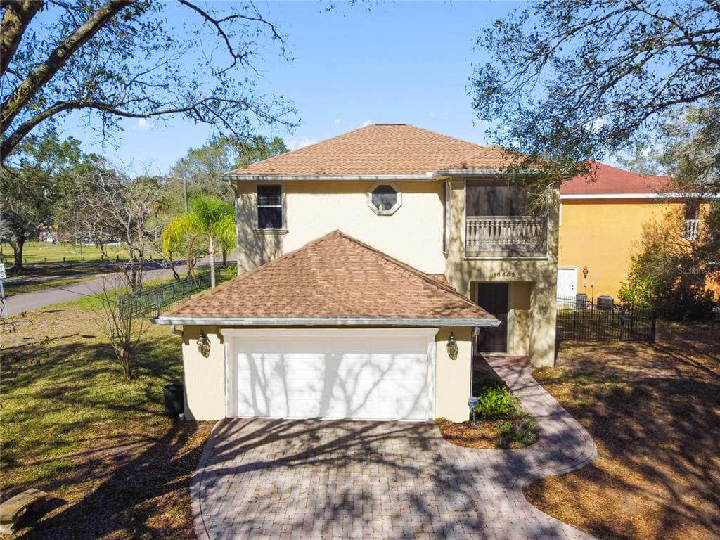 10402 FOREST HILLS DRIVE