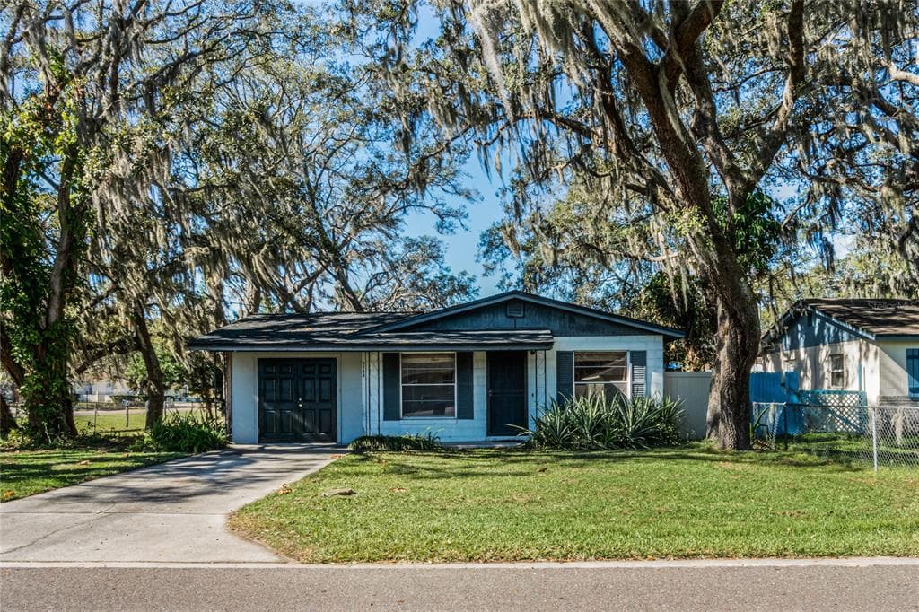 3798 SUMMER HAVEN LANE APOPKA, FL 32703