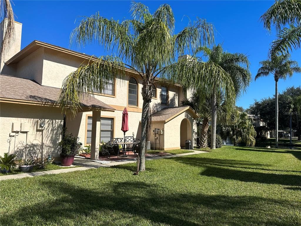 11 EMERALD BAY DRIVE OLDSMAR, FL 34677