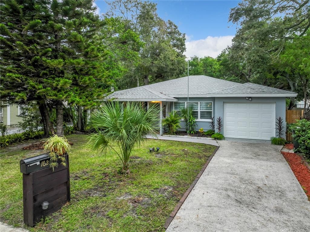 162 6TH STREET NW LARGO, FL 33770