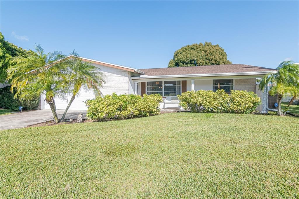 13683 87TH AVENUE N SEMINOLE, FL 33776