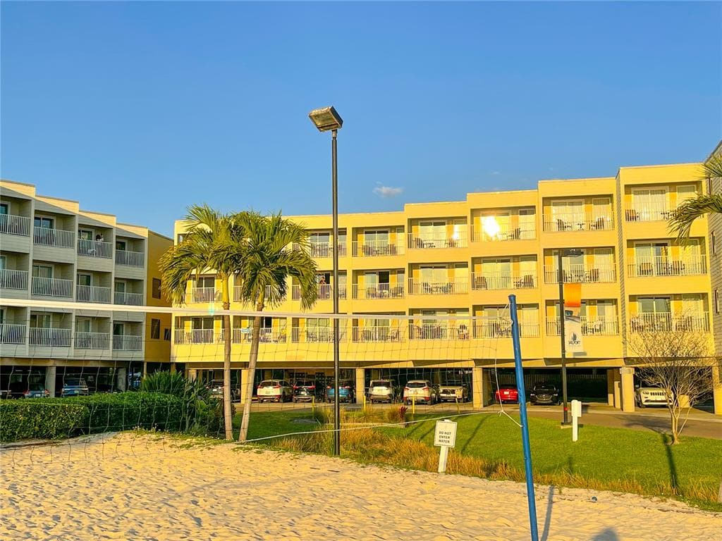 2506 N ROCKY POINT DRIVE UNIT 341 TAMPA, FL 33607