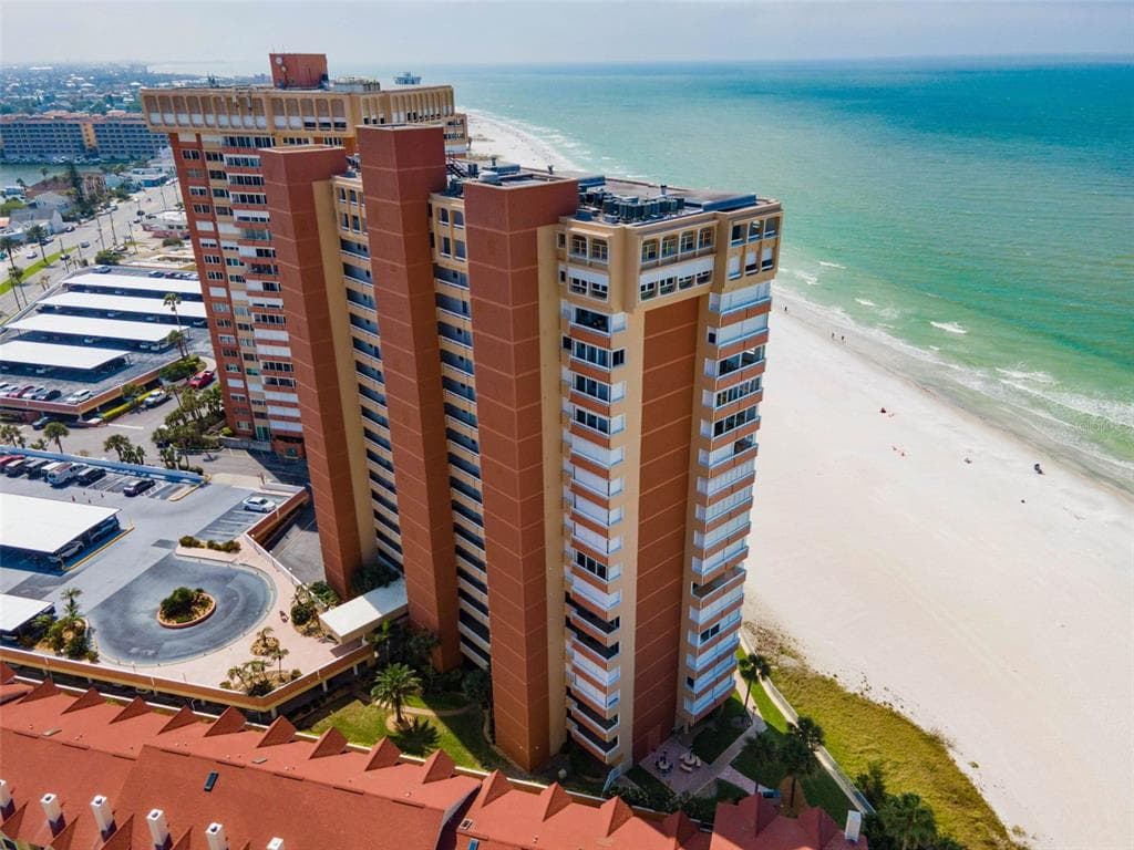 17900 GULF BOULEVARD UNIT 11F REDINGTON SHORES, FL 33708