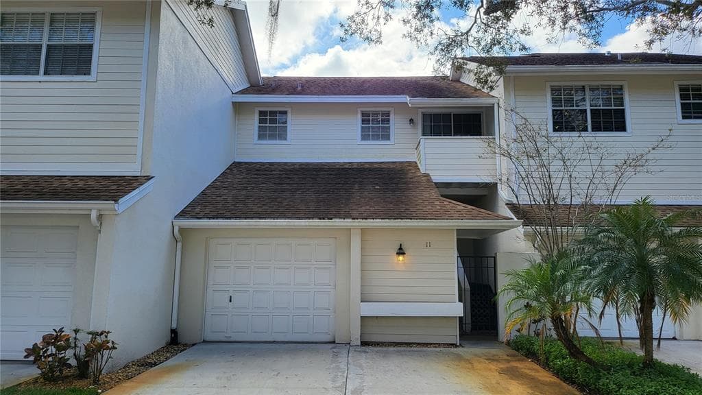 5203 BAYSHORE BLVD UNIT 11 TAMPA, FL 33611