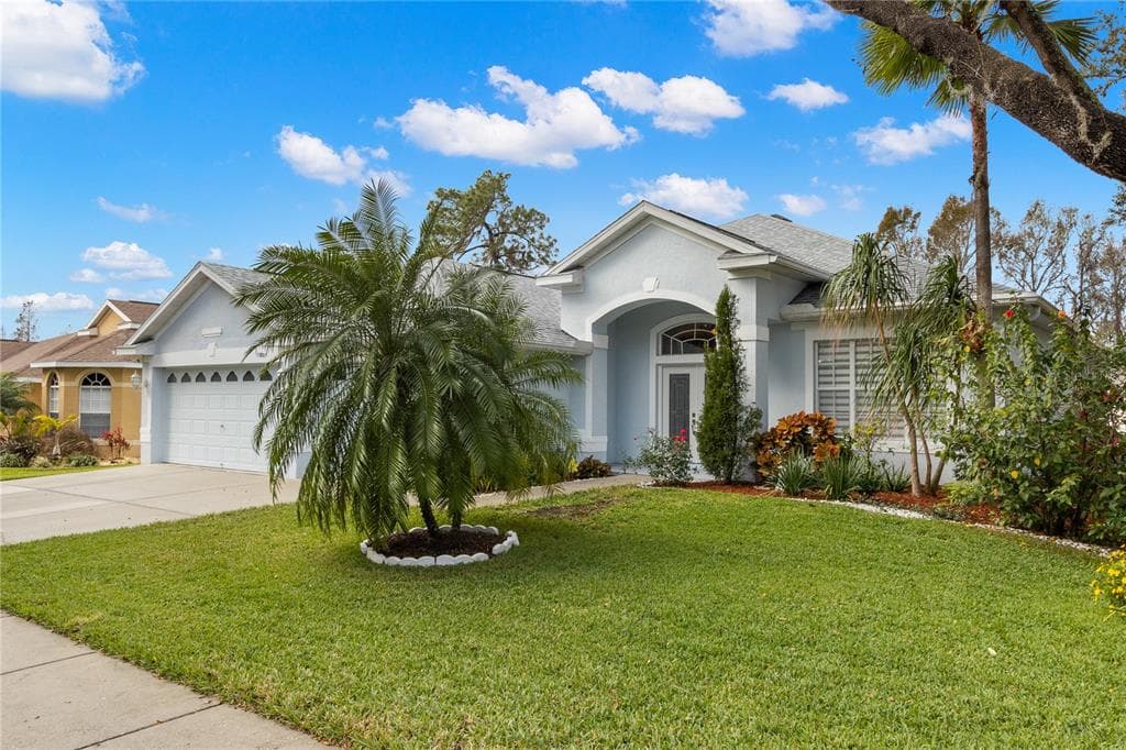 10801 MOSS ISLAND DRIVE RIVERVIEW, FL 33569
