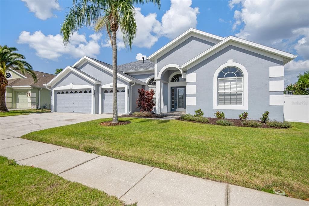 10342 MEADOW CROSSING DRIVE TAMPA, FL 33647