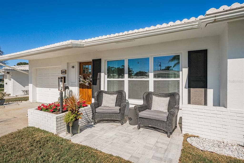 14019 89TH AVENUE SEMINOLE, FL 33776
