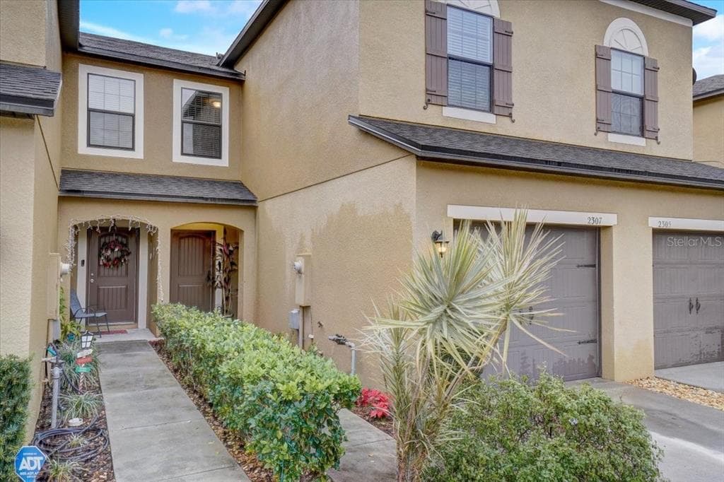 2307 ALOHA BAY COURT OCOEE, FL 34761