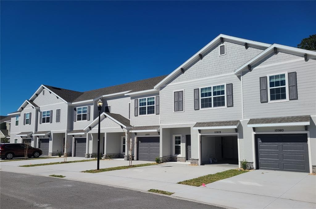 10976 BRIGHTLEAF COURT RIVERVIEW, FL 33569