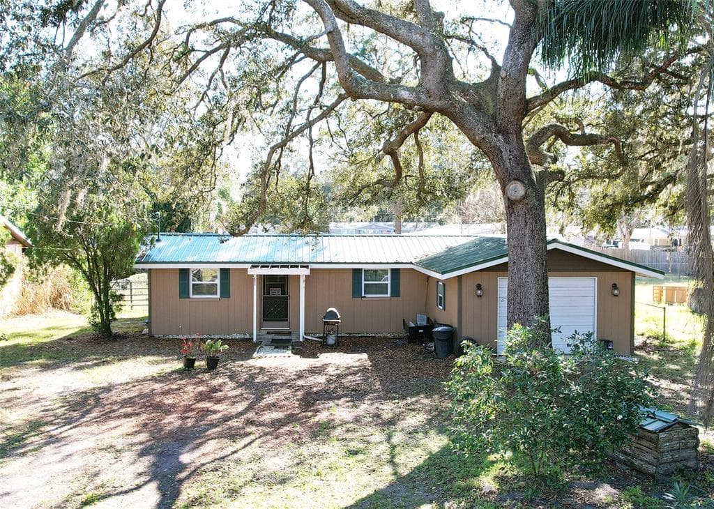 37750 DUNBAR AVENUE ZEPHYRHILLS, FL 33542