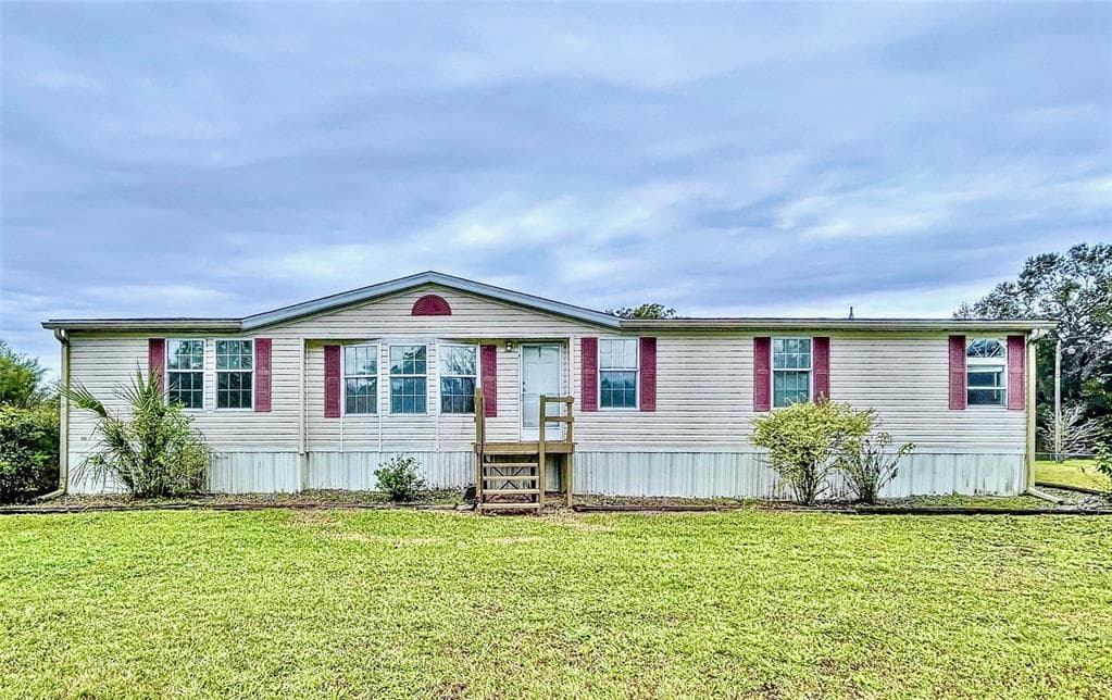 3735 FOX RIDGE BOULEVARD WESLEY CHAPEL, FL 33543