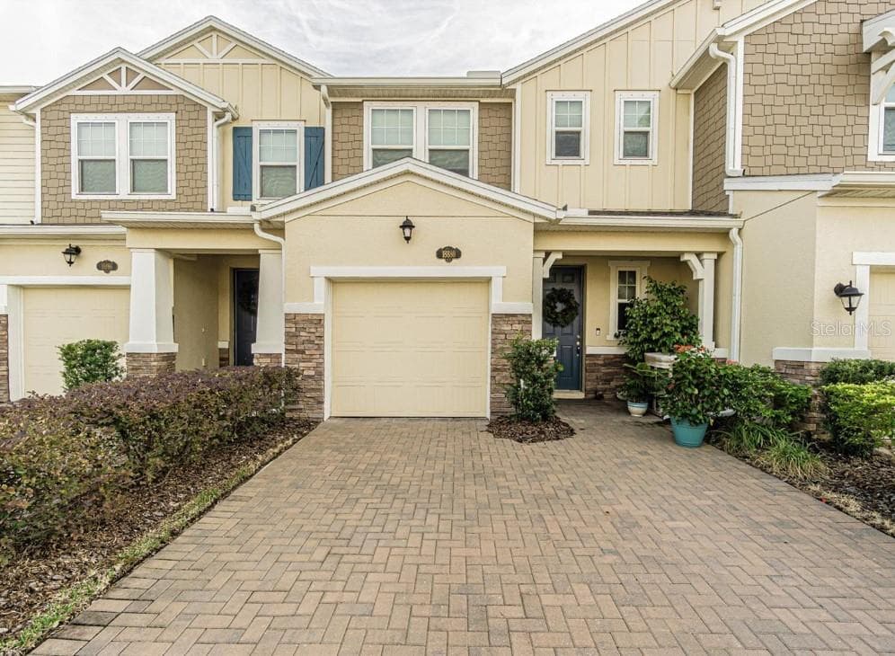 18880 ULMUS STREET LUTZ, FL 33558