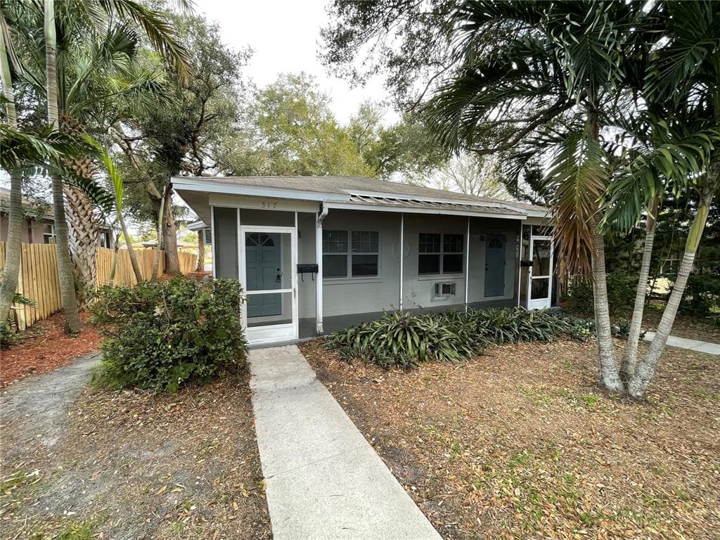 315 29TH AVENUE N ST PETERSBURG, FL 33704